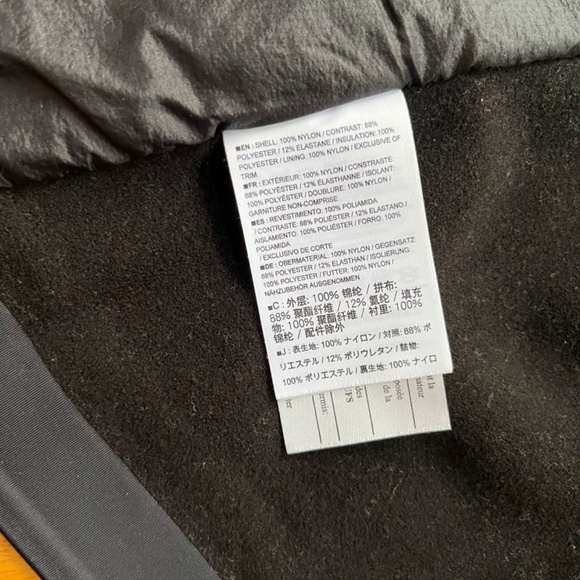 Arcteryx Atom Vest Black Compact Insulation Stretch Fleece Inside, Size S - Picture 10 of 11